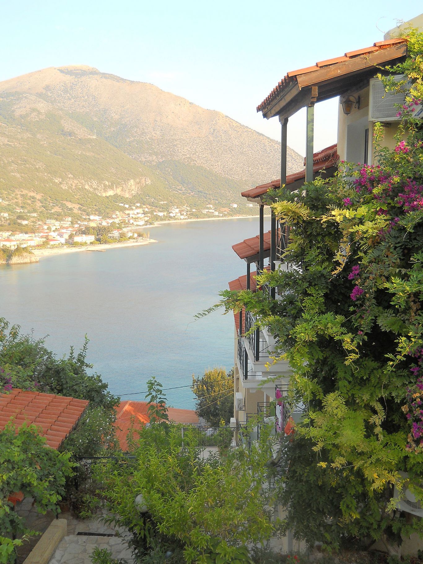 Home Oceanis Hotel & Harbour View Apartments in Poros Kefalonia