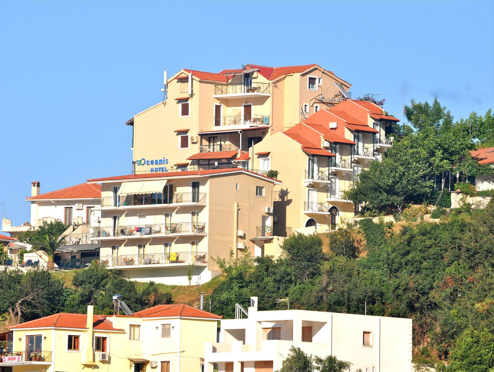 Home Oceanis Hotel & Harbour View Apartments in Poros Kefalonia